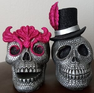 Silver Skull Decor with Pink and Black Accents